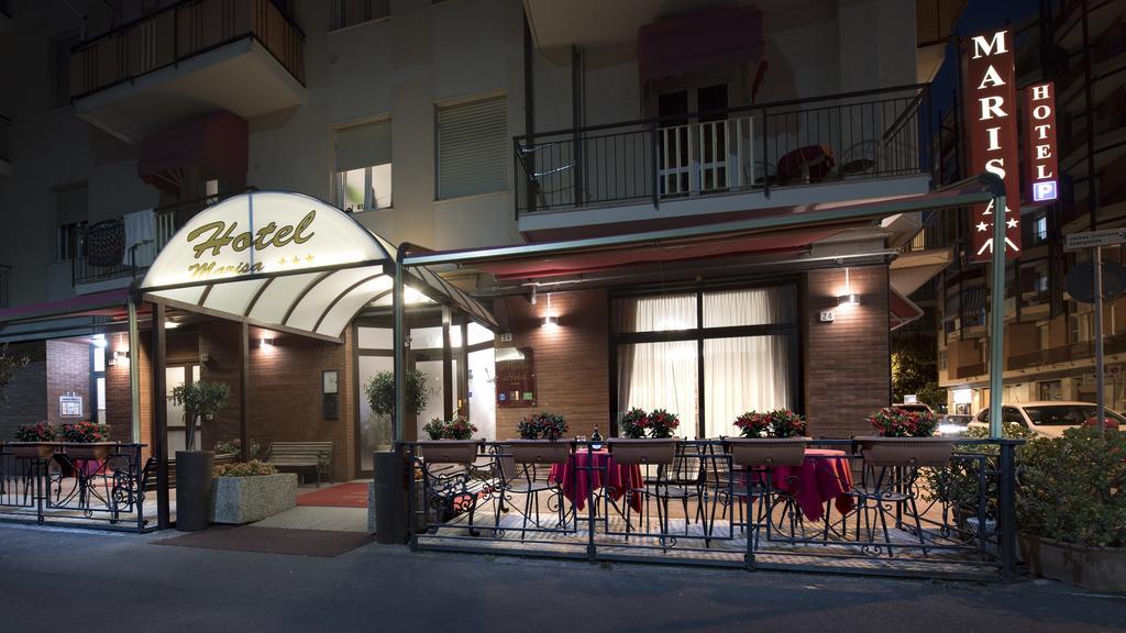 Hotel Marisa Альбенга Екстер'єр фото