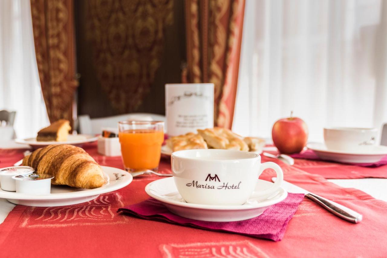 Hotel Marisa Альбенга Екстер'єр фото
