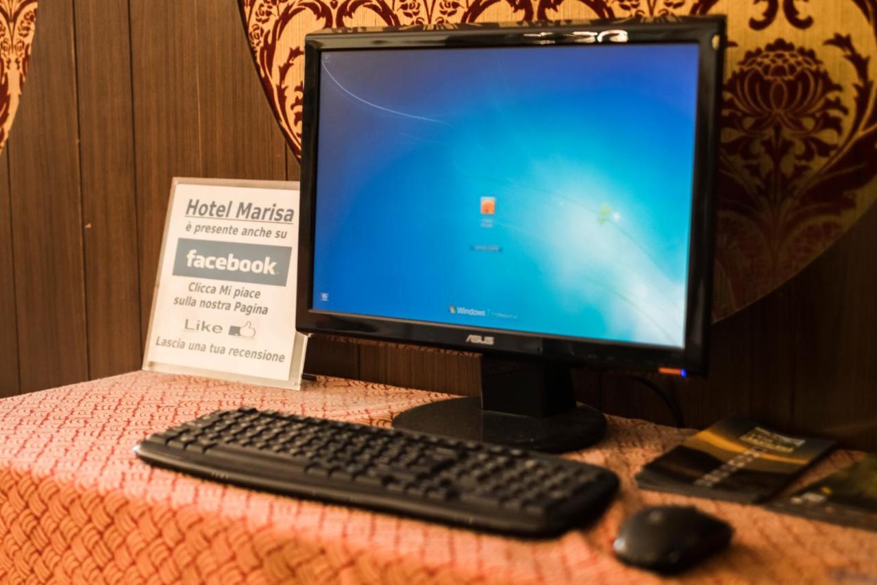 Hotel Marisa Альбенга Екстер'єр фото